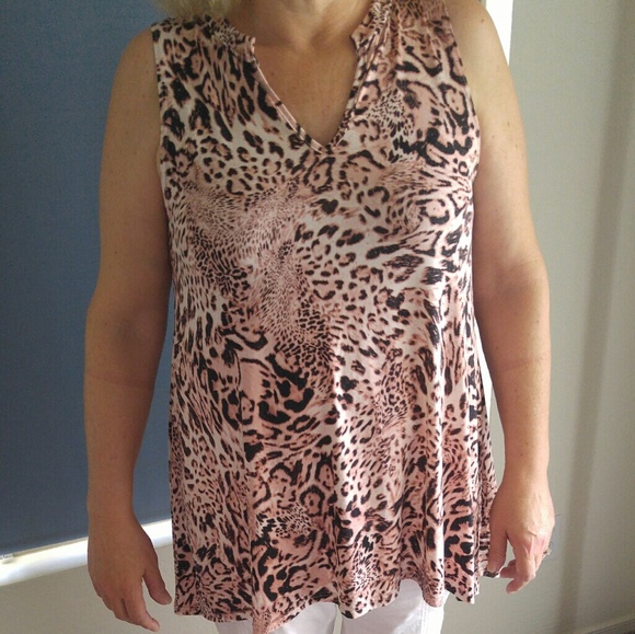 Pink Animal print top - Picture 7 of 7